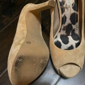 Jessica Simpson size 7.5